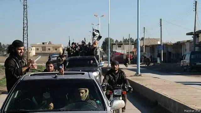 علاقے میں دولتِ اسلامیہ اور فوج کے درمیان جھڑپیں جاری ہیں