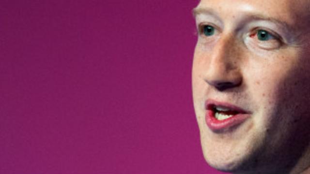 Mark Zuckerberg asegura que los videos en directo crean momentos "verdaderamente personales"