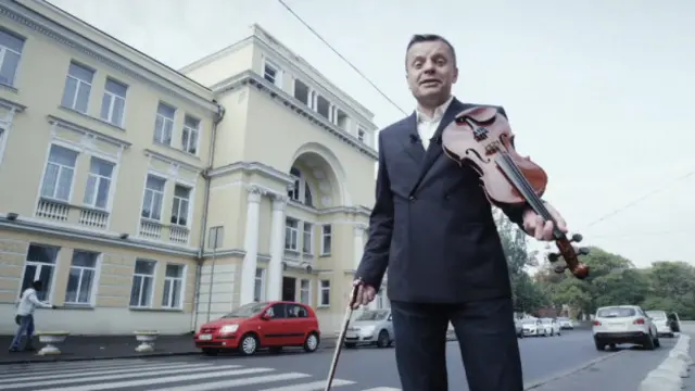 Кадр из фильма "Русские евреи"