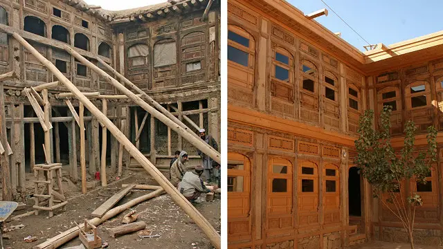 بنا بر تحقیقات موسسه فیروزکوه، مرادخانی ریشه در سبک معماری شهرهای اسلامی دارد که از اسپانیا تا هند مشاهده می‌شود