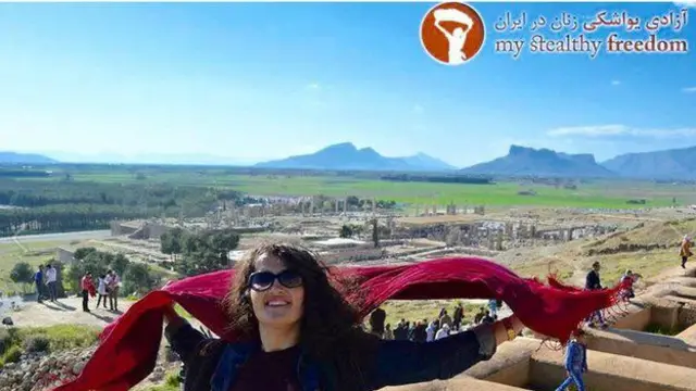 Туристка в Иране