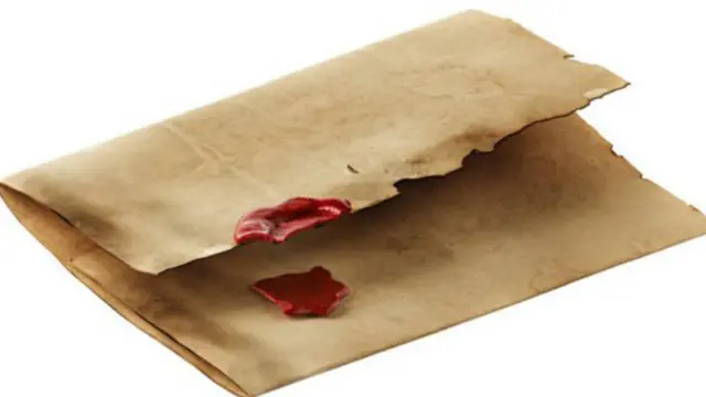 Вскрытый конверт со сломанной печатью