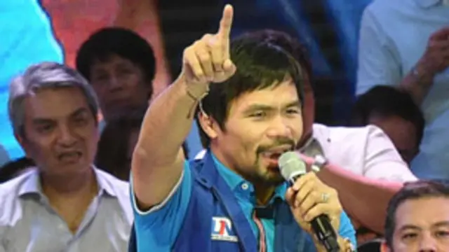 Manny Pacquiao, candidat de l’opposition, en campagne pour les sénatoriales à Manille en février 2016