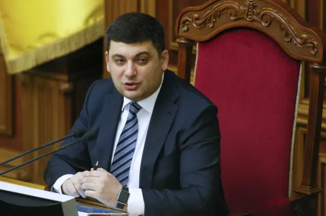 Кандидат в премьеры от президентской фракции Владимир Гройсман сейчас является спикером Рады