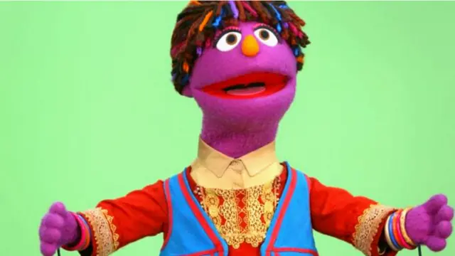 د پروګرام چلوونکي سليمينس کوېنټ د اې پي خبري اژانس ته ويلي "زري يوه نجلۍ ده موږ غواړو په دې زور راوړو چې نجونې هم دومره کار کړی شي لکه څومره چې يې هلکان کوي په افغانستان کې د نجونو پر زده کړو او په ځان باوري کېدو لپاره په دغه پروګرام کې د نجلۍ شتون اړين و "