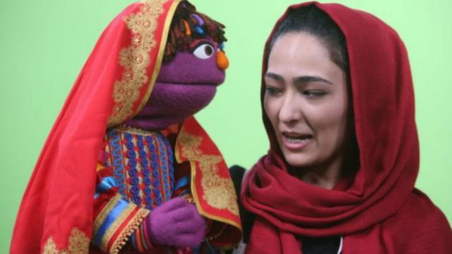 Zari'ye Afgan kuklacı Mansure Şirzad hayat verecek. Zari yakında yayınlanacak bölümde çocukların Dünya Barış Günü'nü kutlayacak.