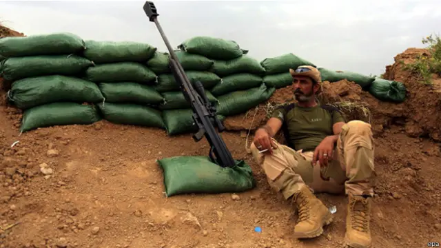 يجري المسؤول الفرنسي في بغداد مباحثات حول العلاقات الثنائية بين العراق وفرنسا و"الحرب على الارهاب"