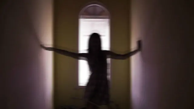 Keluarga asal Venesia ini hidup dengan ketakutan bahwa suatu saat mereka tak akan bisa tidur lagi.