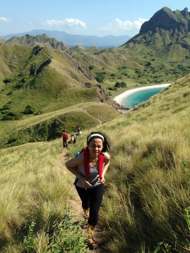 Advent berwisata ke Pulau Padar, Nusa Tenggara Timur, pada pertengahan 2015.