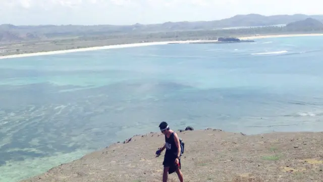 Lombok, Nusa Tenggara Barat, adalah salah satu tujuan wisata yang menjadi favorit belakangan ini.