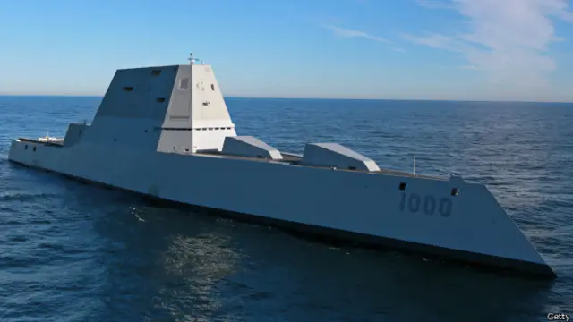 El USS Zumwalt es el buque de guerra más grande construido en la historia naval de EE.UU. 