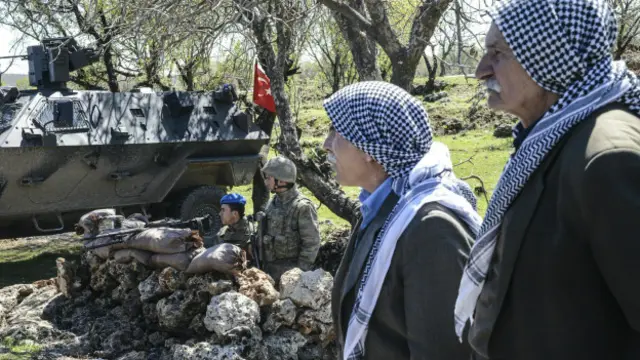 Mardin'in Kızıltepe ilçesinde kamulaştırmaların yapıldığı arazilerin sahiplerinin belediyeden yardım istediği ifade ediliyor.