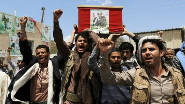 طرفین نے ایک دوسرے پر جنگ بندی کی خلاف ورزی کے الزامات لگائے ہیں