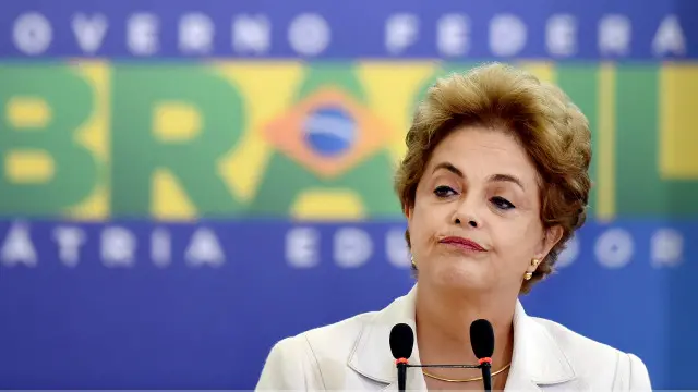 Presiden Brasil Dilma Rousseff dituduh telah memanipulasi angka-angka pada anggaran sehingga performa ekonomi pemerintahannya tampak lebih baik, tuduhan yang dia bantah.
