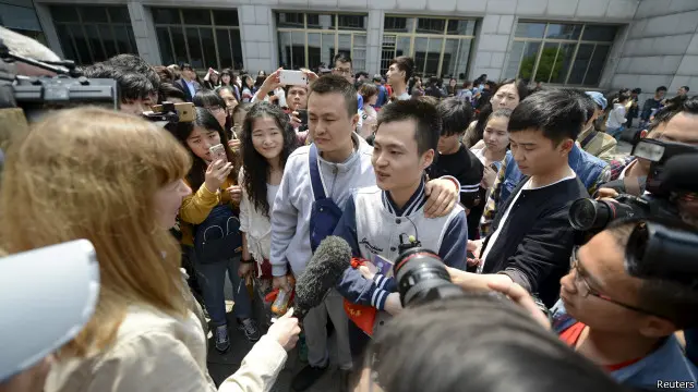 Sun Wenlin and Hu Mingliang 