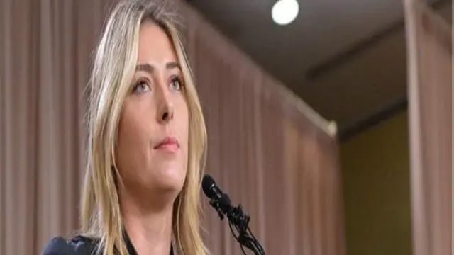 ماريا شارابوفا المتوجة بالبطولات الأربع الكبرى للتنس خمس مرات تعرضت للإيقاف المؤقت 