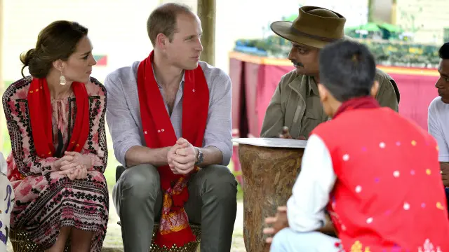 Герцог и герцогиня Кембриджские в парке Казиранга
