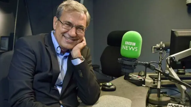 پاموک در سال ۲۰۰۶ برنده جایزه نوبل ادبی شد