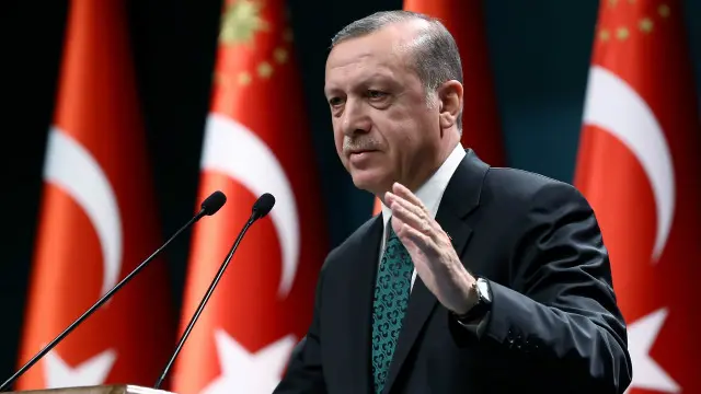 يقول أردوغان إن على أمريكا كحليف استراتيجي لتركيا أن تسلمها فتح الله غولن تنفيذا لاتفاقية ثنائية بشأن تبادل المطلوبين.