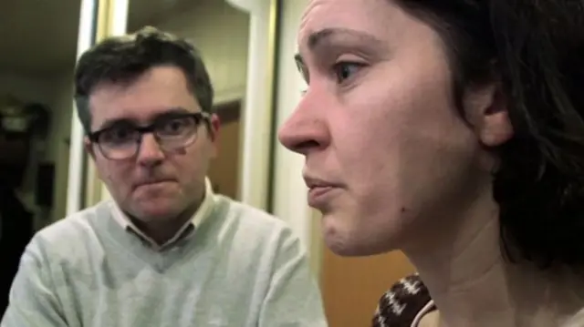 روتھ اور ماریس نے سوچا کہ شاید سوشل سروسز کو اپنی غلطی کا احساس ہوگیا ہے اور وہ ان کے بچے واپس کرنے آئے ہیں