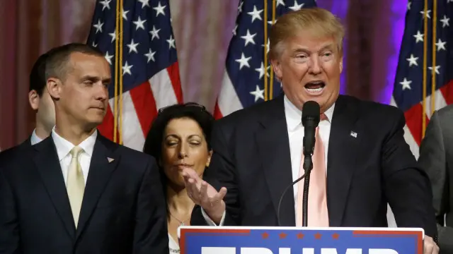 Lewandowski junto a Trump