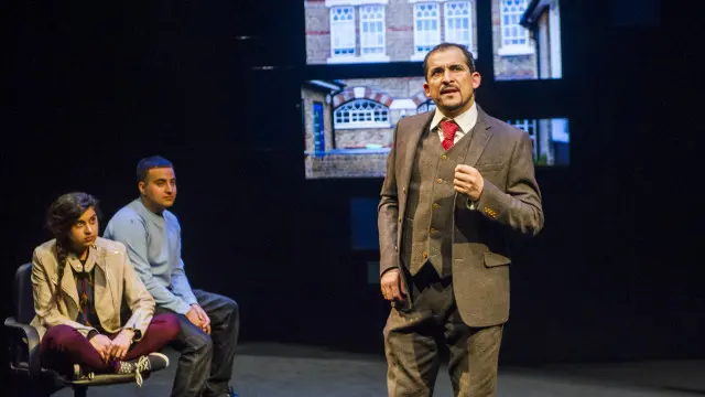 'অ্যানাদার ওয়ার্ল্ড' নাটকের একটি দৃশ্য