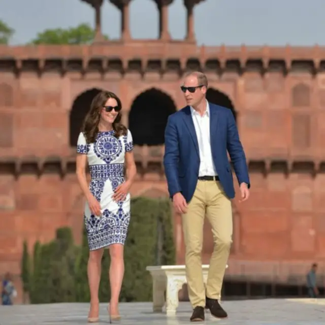 剑桥公爵夫妇访问泰姬陵