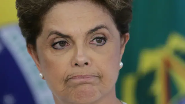 ديلما روسيف تتهم خصومها بتدبير انقلاب عليها