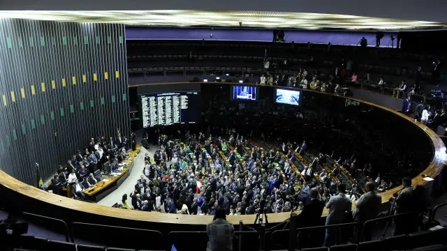 Procuradores temem que deputados e senadores tentem aprovar leis que 'favoreçam corruptos'