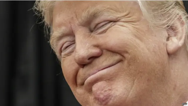 قال لو في مقابلة صحفية اجرتها معه صحيفة وول ستريت جورنال ونشرتها الاحد إن "ترامب من الطراز اللا عقلاني"