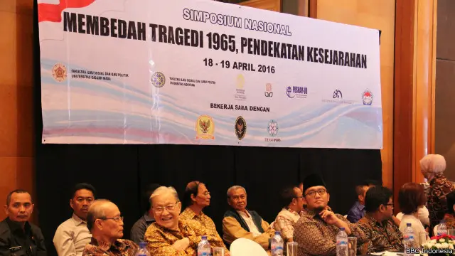 Tim panitia berjanji akan menyelesaikan rumusan hasil simposium 1965 sebelum menyerahkan laporan berikut rekomendasi simposium kepada pemerintah.