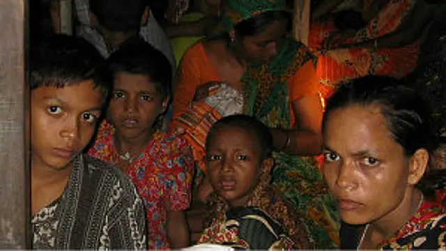 bangladesh_india_border_women