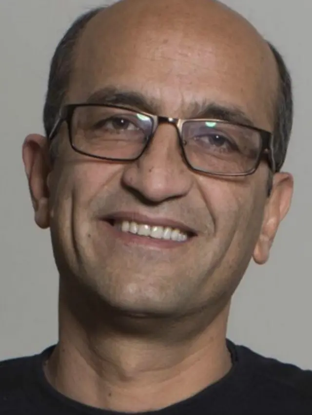 سیامک قادری روزنامه نگار ایرانی 