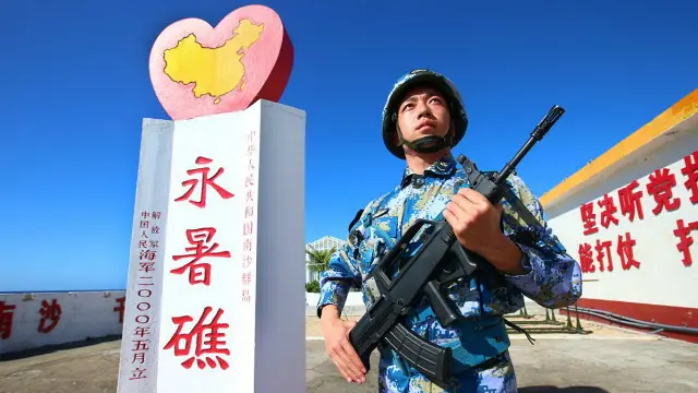 在普京即將訪華之際，俄方再次就南中國海領土糾紛表明了俄國的立場。據俄新社6月21日報道，俄羅斯駐華大使傑尼索夫在接受俄羅斯媒體採訪時表示，南中國海局勢日益緊張，「是由於區域外國家干涉導致的。」