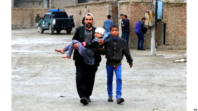 په وژل شویو او ټپیانو کې د ښځو ماشومانو په ګډون ډېری ولسي وګړي دي.