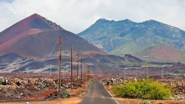 اِس علاقے میں داخلے کے لیے آپ کو ملکہ برطانیہ کے نمائندے سے تحریری اجازت درکار ہوتی ہے