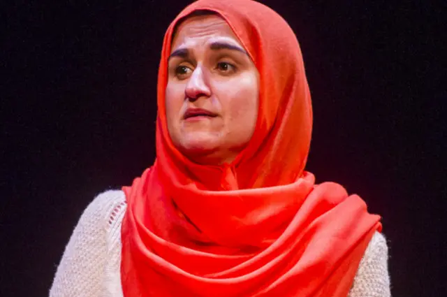 आईएसआईएस माएं, नाटक