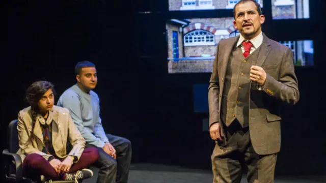 आईएसआईएस माएं, नाटक