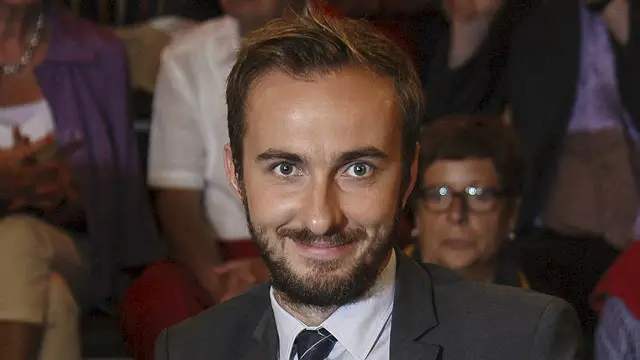 Ян Бьомерманн відомий у Німеччині гострою сатирою