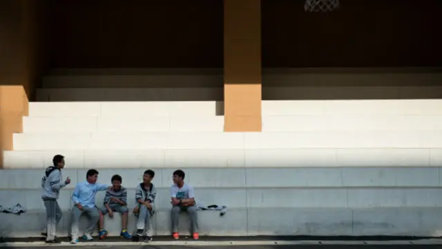 目前所有的官方调查中，并没有直接证据证明常外学生患病与常外新址“染毒”有直接关系。