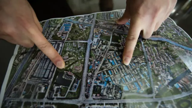 常外的新校址与附近三个化工厂旧址仅一路之隔。