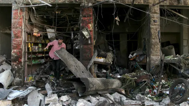 القتال مستمر في بعض المناطق ومنها معرة النعمان في إدلب