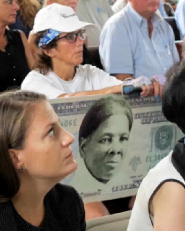 Un grupo de defensa de igualdad de género llamado Women on 20's propuso a Tubman como la nueva cara del billete de 20 dólares de EE.UU.