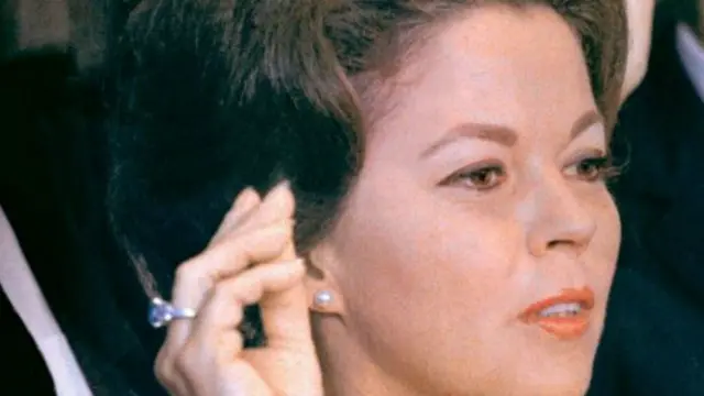 الممثلة الأمريكية اتجهت للعمل الدبلوماسي