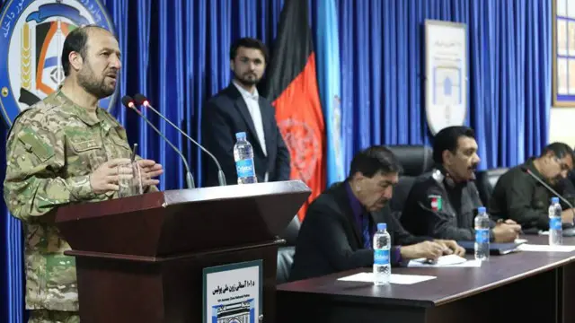 د افغانستان کورنیو چارو وزارت ویلي، د سه شنبې ورځې برید په تړاو له چارواکو پوښتنې ګروېږنې کېږي.