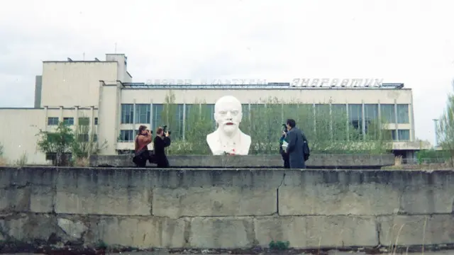 Всі, з ким я говорила, згадують Прип'ять як місто-мрію, але КДБ доповідало і про "антисанітарні умови" при його будівництві