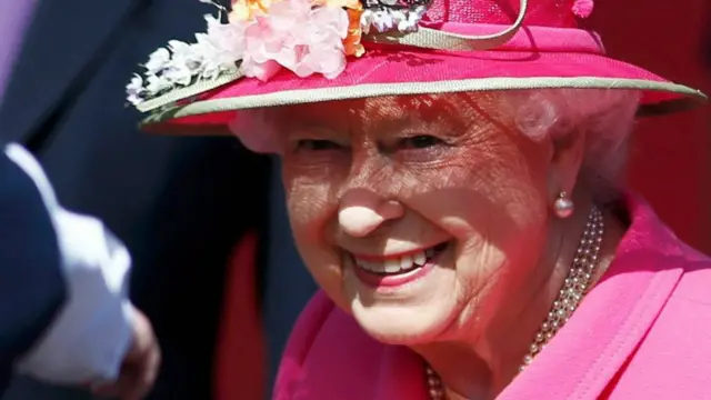 Ve 'majesteleri' 90 yaşında. 