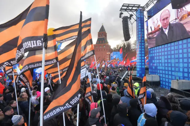 Видеообращение пВидеообращение президента России Владимира Путина к участникам митинга-концерта "Мы вместе"резидента России Владимира Путина к участникам митинга-концерта "Мы вместе"