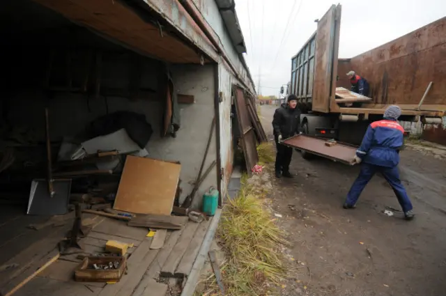 Снос гаража в Санкт-Петербурге