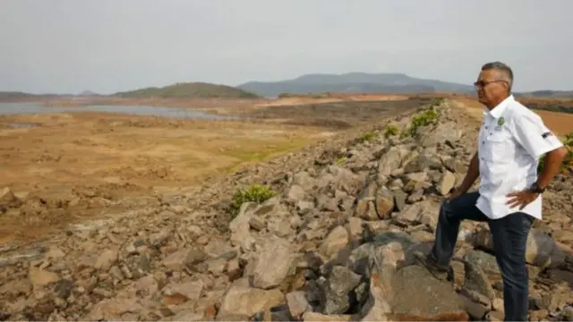 لوئیس موتا دومینیگز، وزیر انرژی ونزوئلا، با نگاهی به وضع بد خشکسالی این برنامه را اعلام کرد